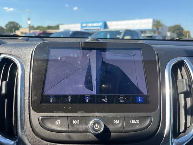 used 2022 Chevrolet Equinox car, priced at $20,990