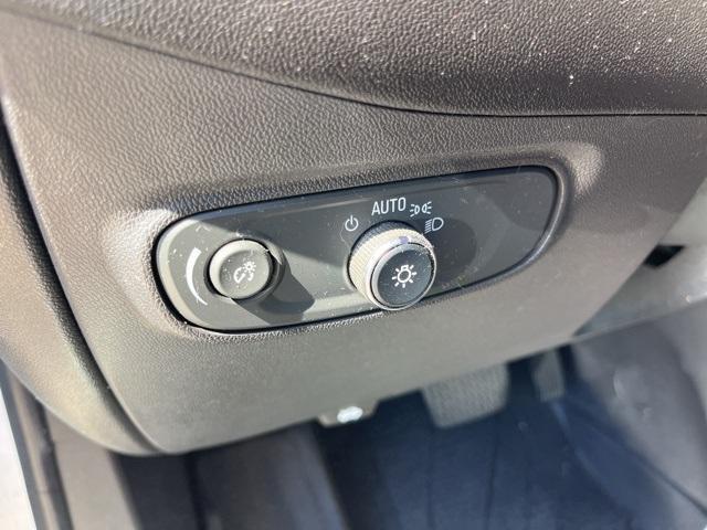 used 2022 Chevrolet Equinox car, priced at $20,990