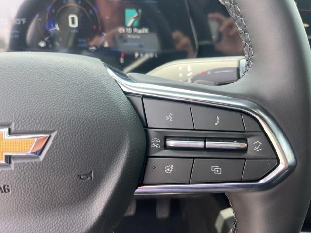 new 2026 Chevrolet Equinox car, priced at $30,415