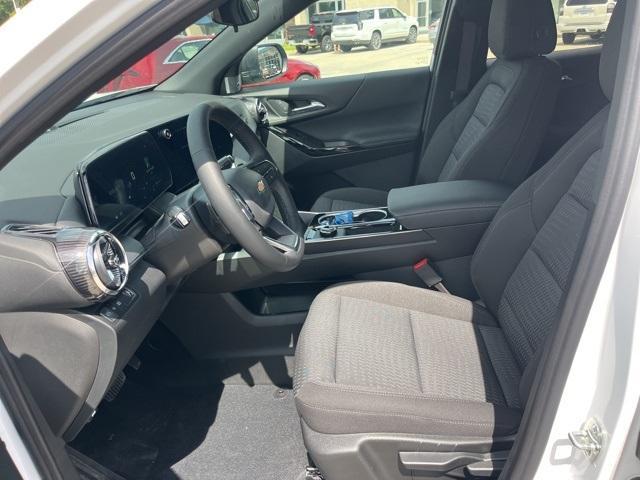 new 2026 Chevrolet Equinox car, priced at $30,415