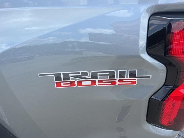 new 2025 Chevrolet Colorado car, priced at $44,279