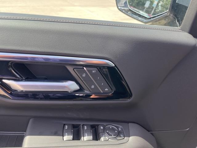 new 2025 Chevrolet Tahoe car, priced at $82,399