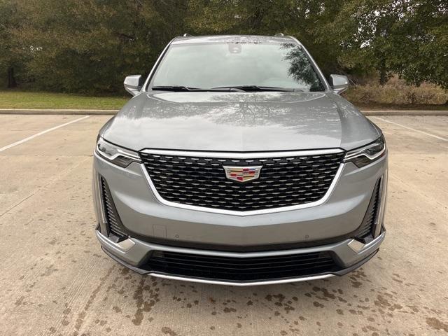 new 2025 Cadillac XT6 car, priced at $48,210
