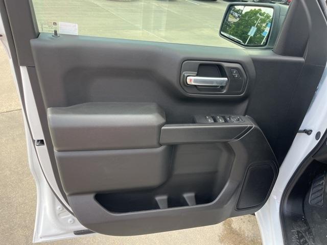 new 2025 Chevrolet Silverado 1500 car, priced at $43,409