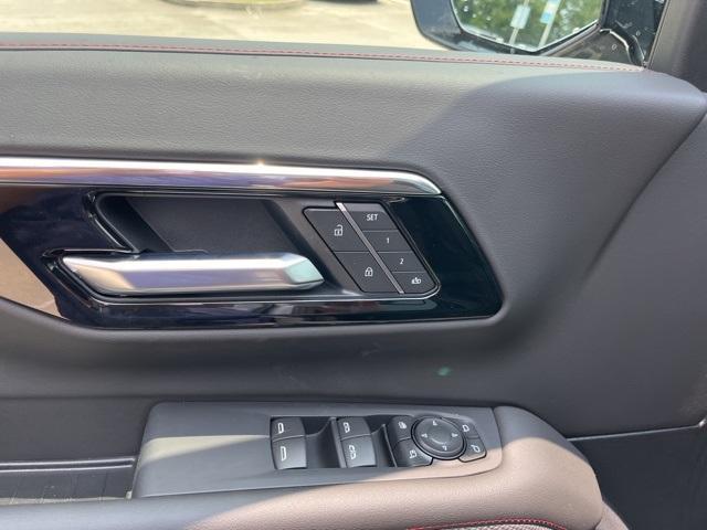 new 2025 Chevrolet Tahoe car, priced at $75,534