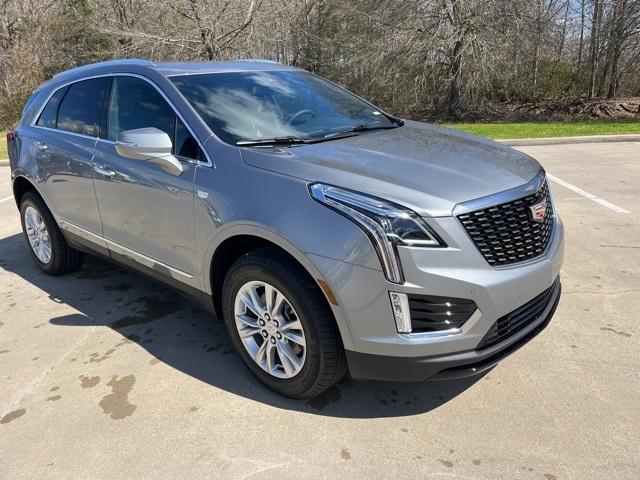 new 2025 Cadillac XT5 car, priced at $45,085