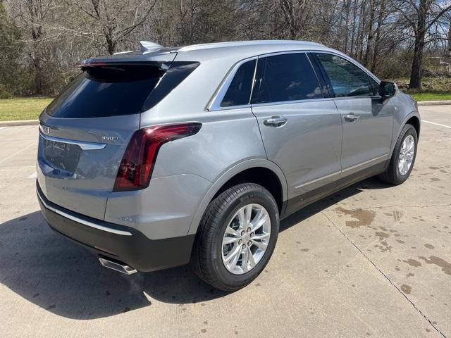 new 2025 Cadillac XT5 car, priced at $45,085