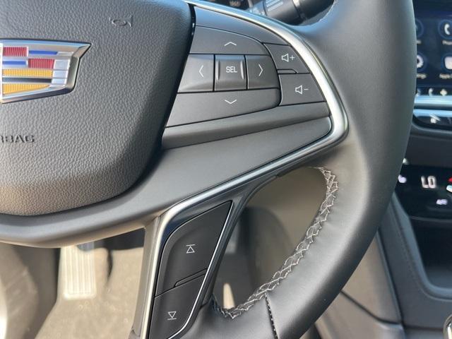 new 2025 Cadillac XT5 car, priced at $45,085