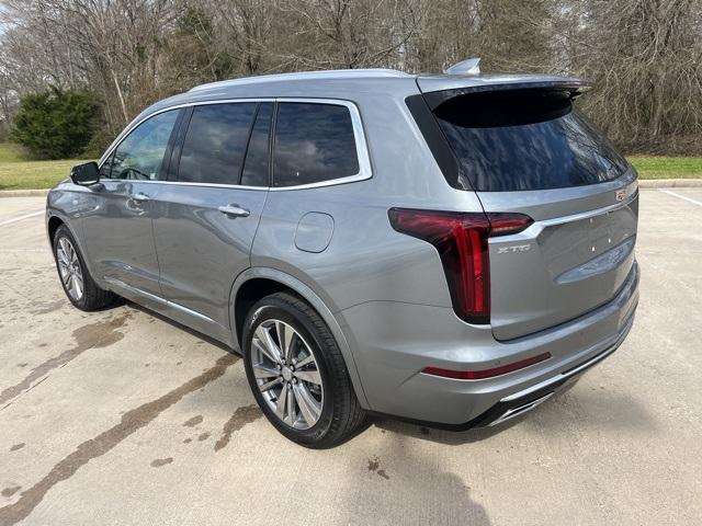 new 2025 Cadillac XT6 car, priced at $56,115