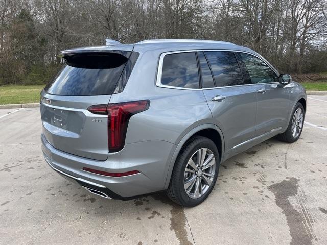 new 2025 Cadillac XT6 car, priced at $56,115