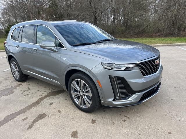 new 2025 Cadillac XT6 car, priced at $56,115