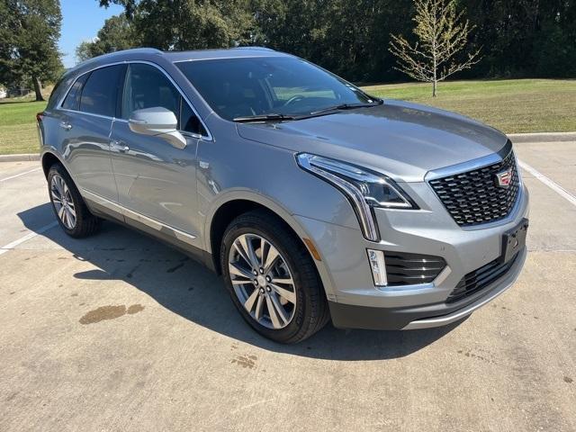 used 2025 Cadillac XT5 car, priced at $41,990