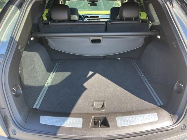 used 2025 Cadillac XT5 car, priced at $41,990