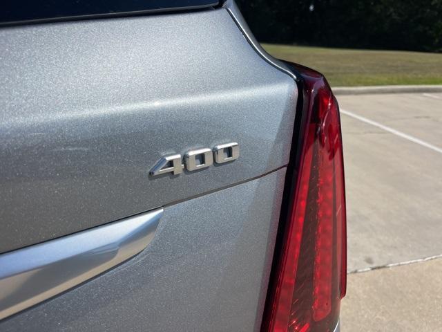 used 2025 Cadillac XT5 car, priced at $41,990