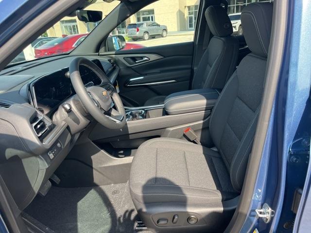 new 2026 Chevrolet Traverse car, priced at $43,239