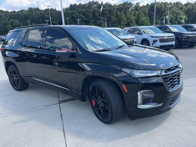 used 2022 Chevrolet Traverse car, priced at $33,990