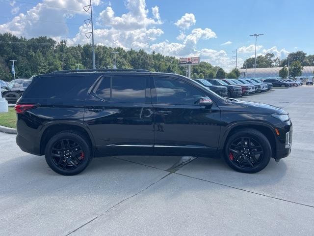 used 2022 Chevrolet Traverse car, priced at $33,990