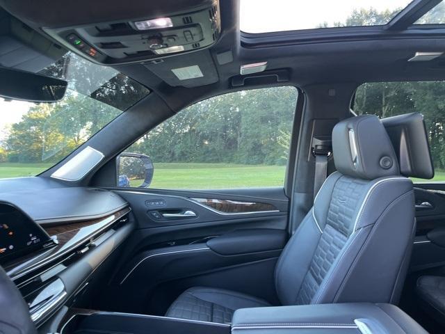 used 2024 Cadillac Escalade car, priced at $95,990