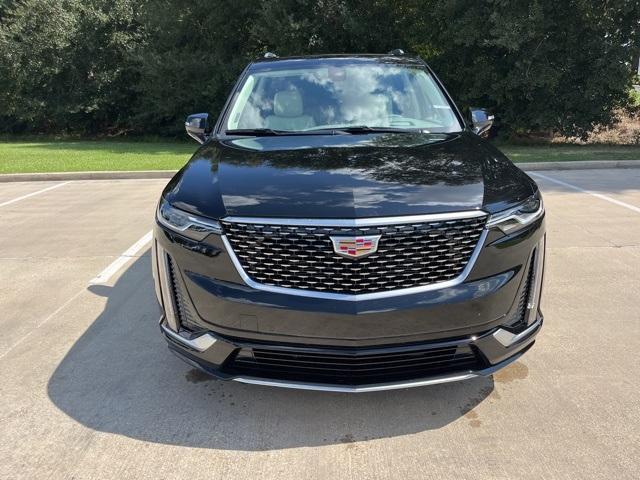 new 2025 Cadillac XT6 car, priced at $59,690