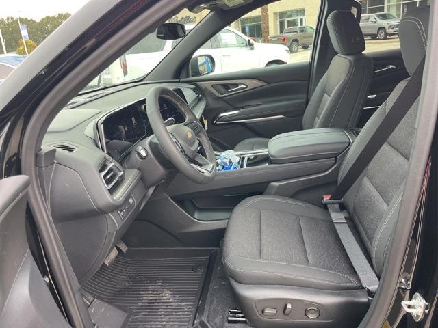 new 2024 Chevrolet Traverse car, priced at $39,540