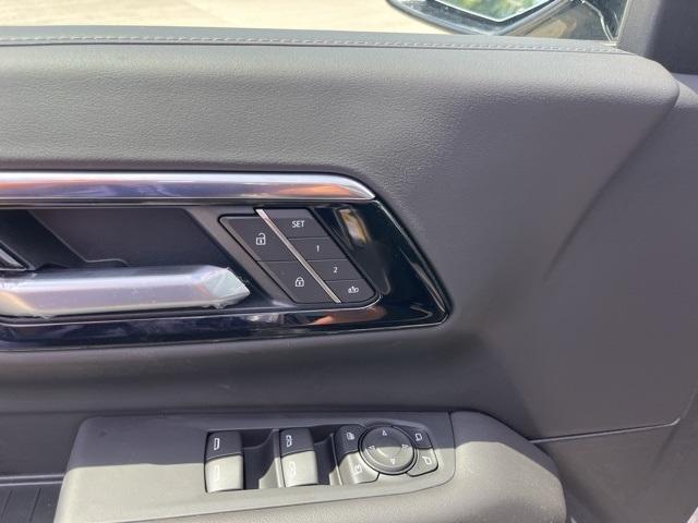 new 2025 Chevrolet Tahoe car, priced at $68,654