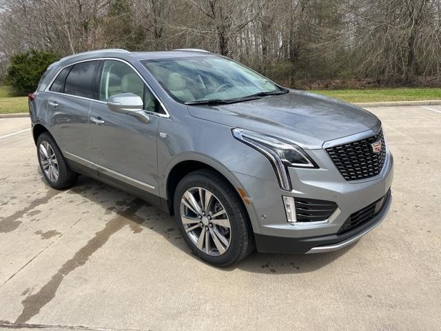 new 2025 Cadillac XT5 car, priced at $54,960