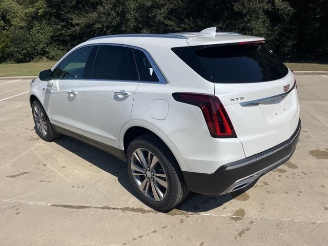 new 2025 Cadillac XT5 car, priced at $59,830