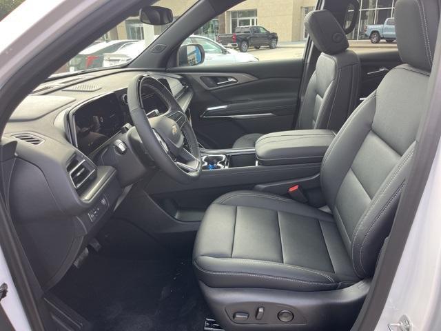 new 2025 Chevrolet Traverse car, priced at $51,024
