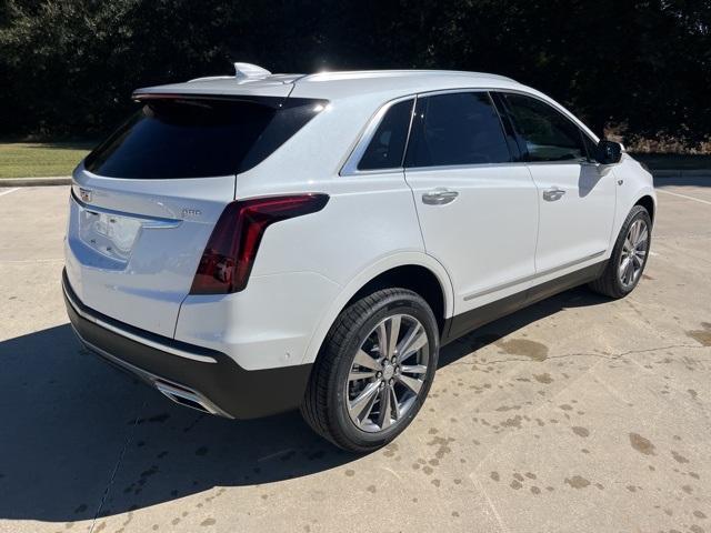 new 2025 Cadillac XT5 car, priced at $59,830