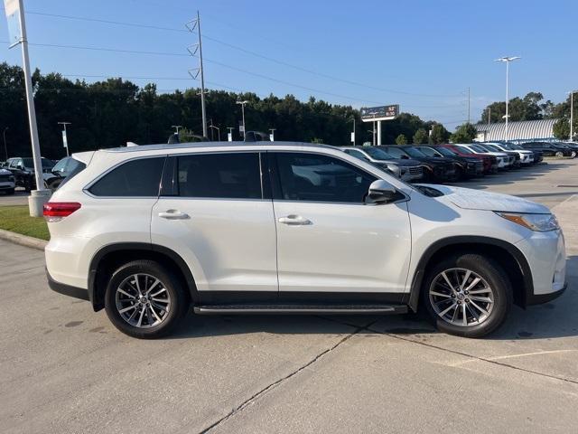 used 2019 Toyota Highlander car, priced at $24,990