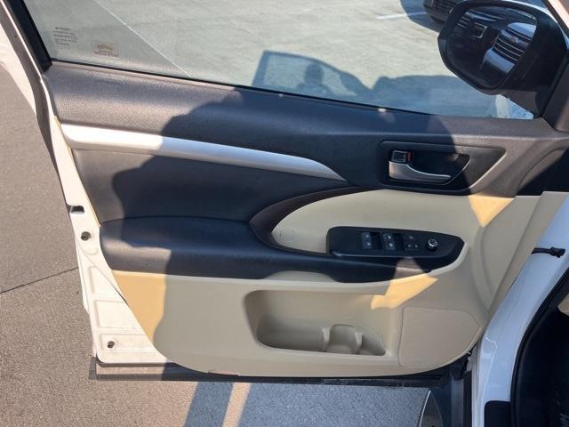 used 2019 Toyota Highlander car, priced at $24,990