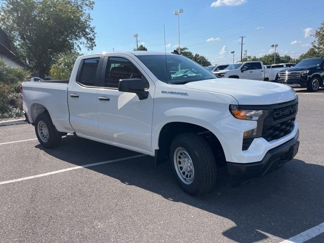 new 2026 Chevrolet Silverado 1500 car, priced at $43,020