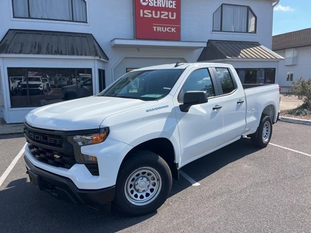 new 2026 Chevrolet Silverado 1500 car, priced at $43,020