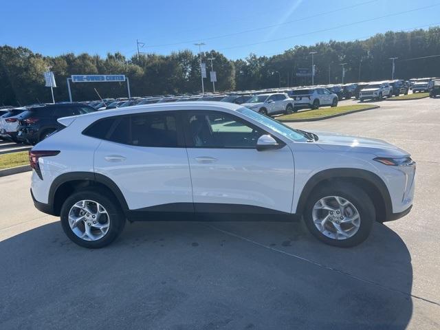 new 2026 Chevrolet Trax car, priced at $24,650