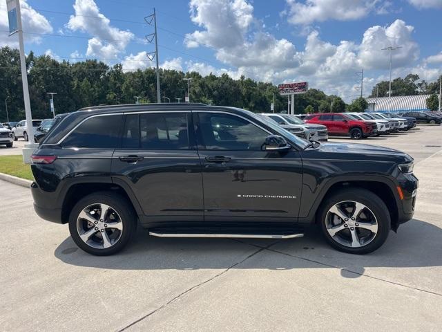 used 2024 Jeep Grand Cherokee car