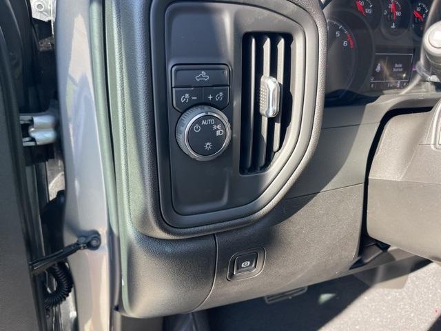 new 2026 Chevrolet Silverado 1500 car, priced at $40,475