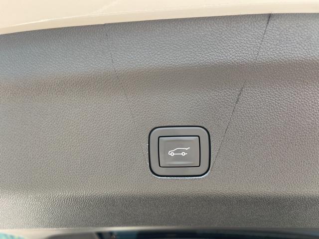 new 2025 Chevrolet Tahoe car, priced at $83,744