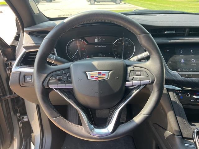 used 2025 Cadillac XT6 car, priced at $49,990