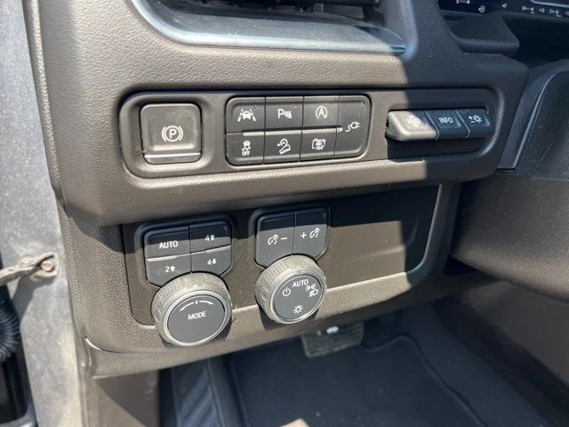 used 2022 Chevrolet Suburban car, priced at $55,990
