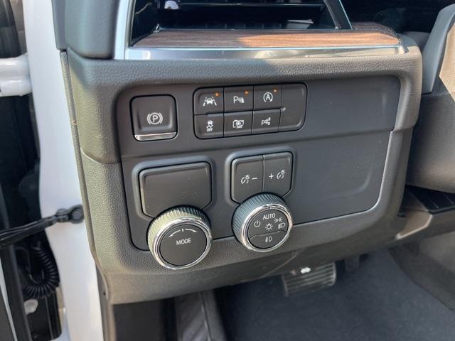 new 2026 Chevrolet Suburban car, priced at $74,299