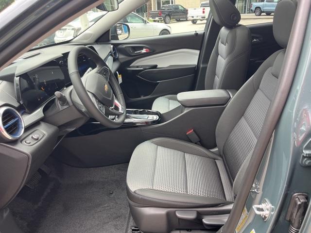 new 2025 Chevrolet Trax car, priced at $26,624