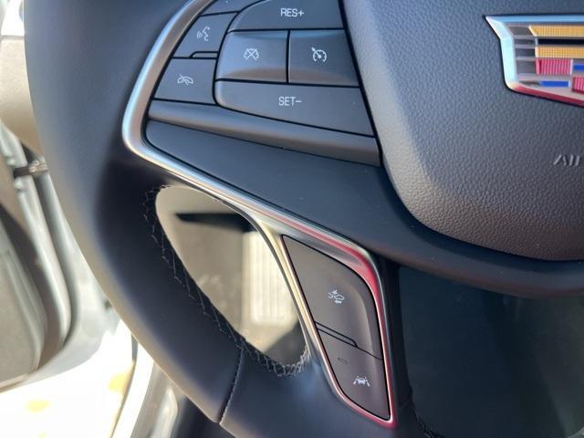 new 2025 Cadillac XT5 car, priced at $46,310