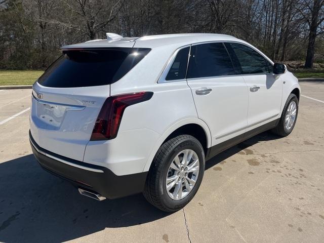 new 2025 Cadillac XT5 car, priced at $46,310