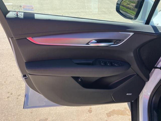 new 2025 Cadillac XT5 car, priced at $46,310
