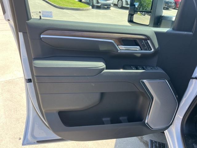 new 2025 Chevrolet Silverado 2500 car, priced at $87,244