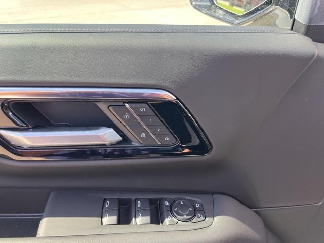 new 2025 Chevrolet Suburban car, priced at $72,399