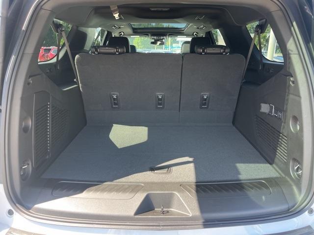 new 2025 Chevrolet Suburban car, priced at $72,399