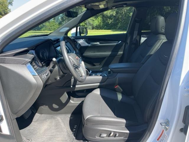 used 2024 Cadillac XT5 car, priced at $40,990