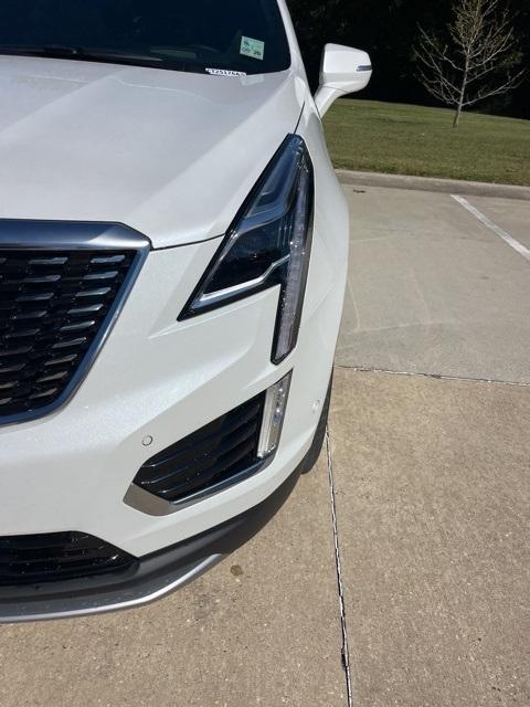 used 2024 Cadillac XT5 car, priced at $40,990