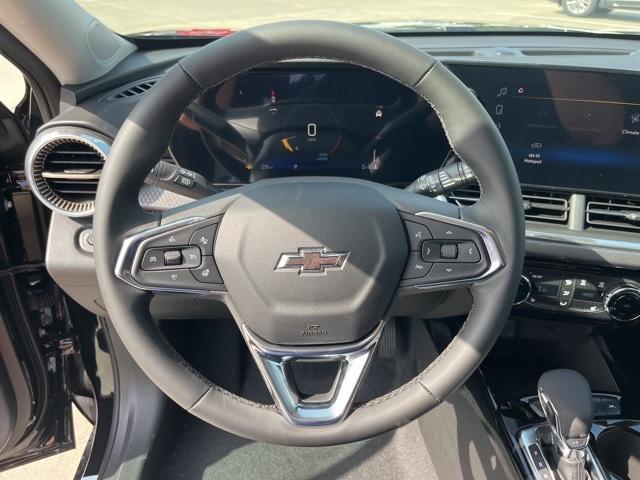new 2025 Chevrolet Trax car, priced at $26,729
